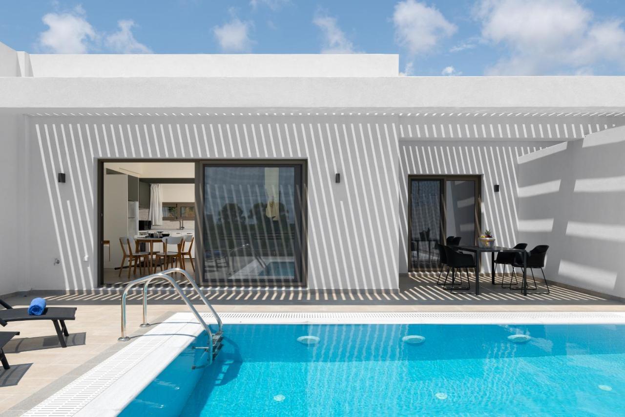 Armonia Suites 根纳迪 外观 照片