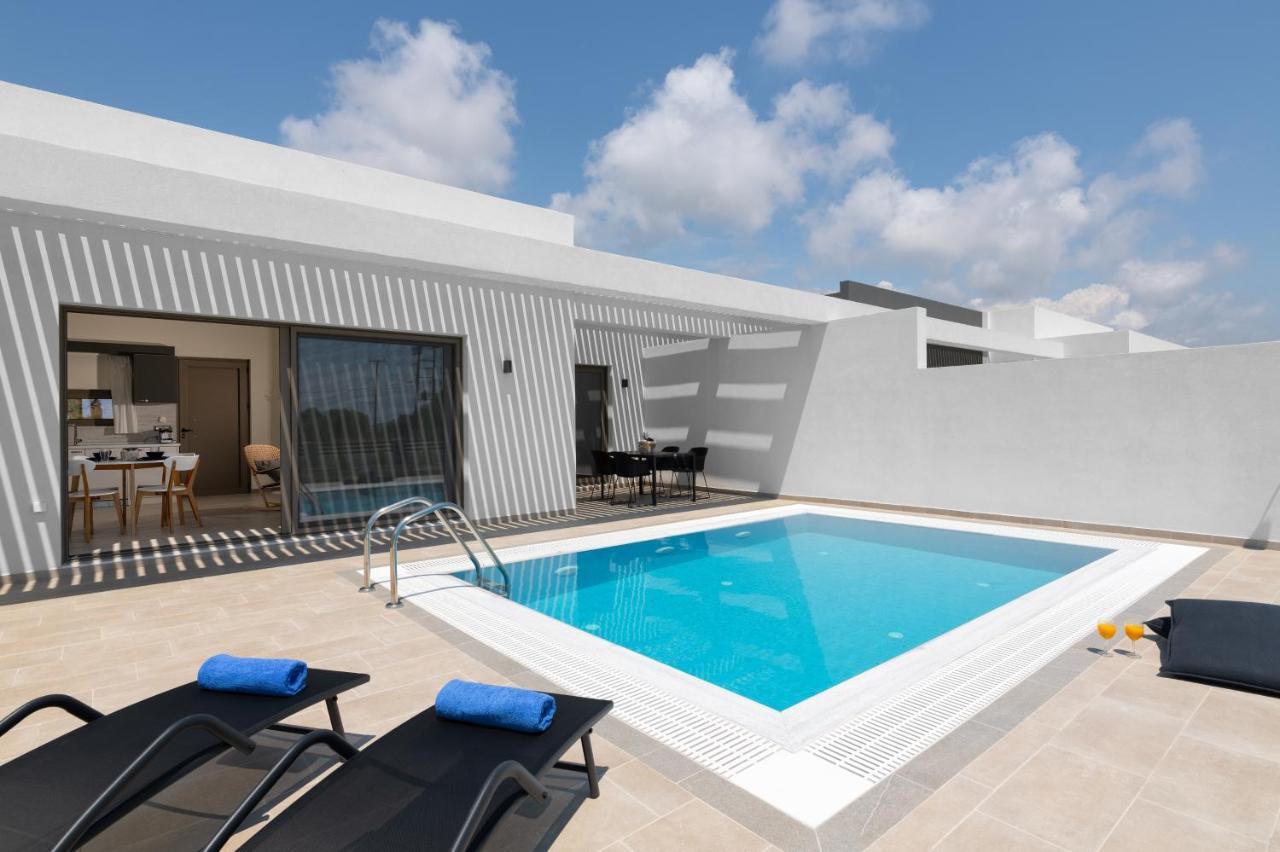 Armonia Suites 根纳迪 外观 照片