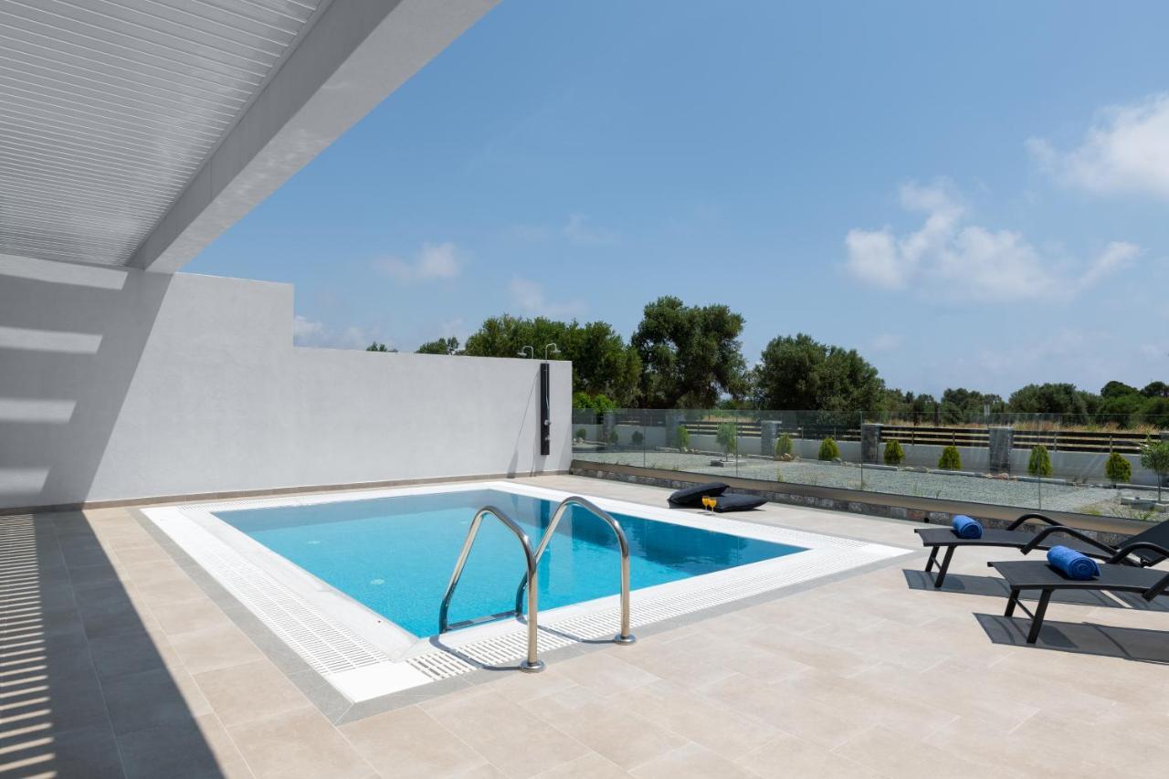 Armonia Suites 根纳迪 外观 照片