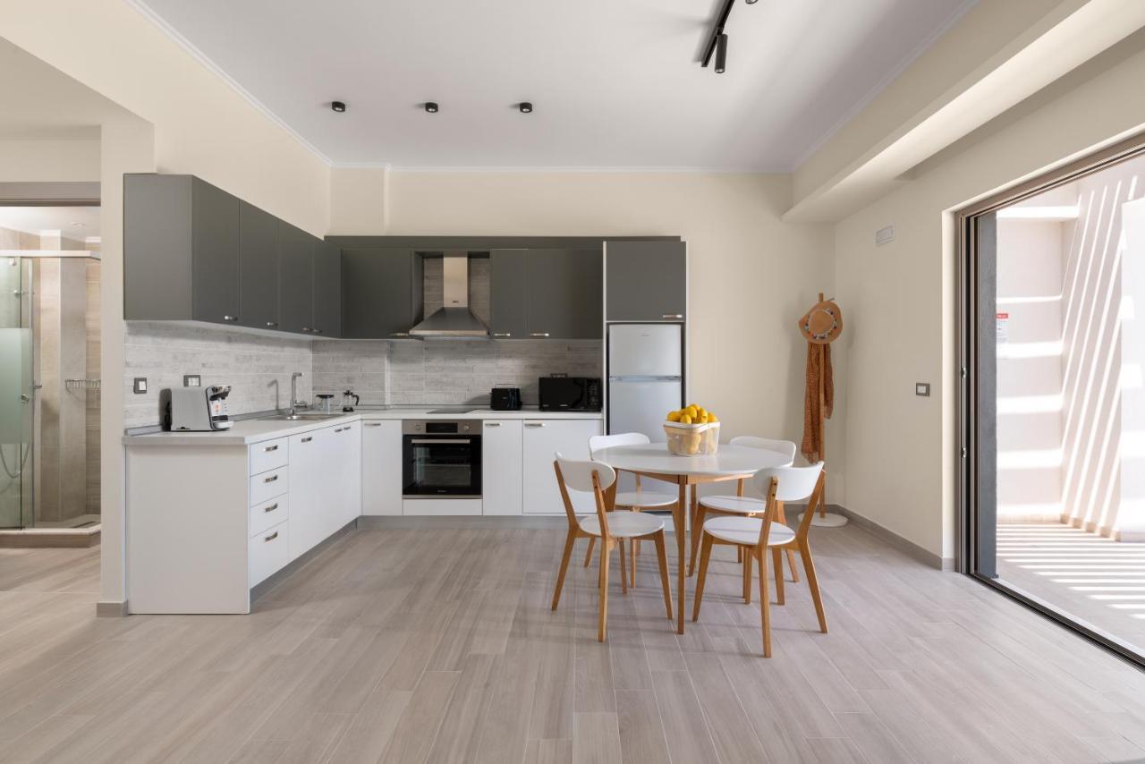 Armonia Suites 根纳迪 外观 照片