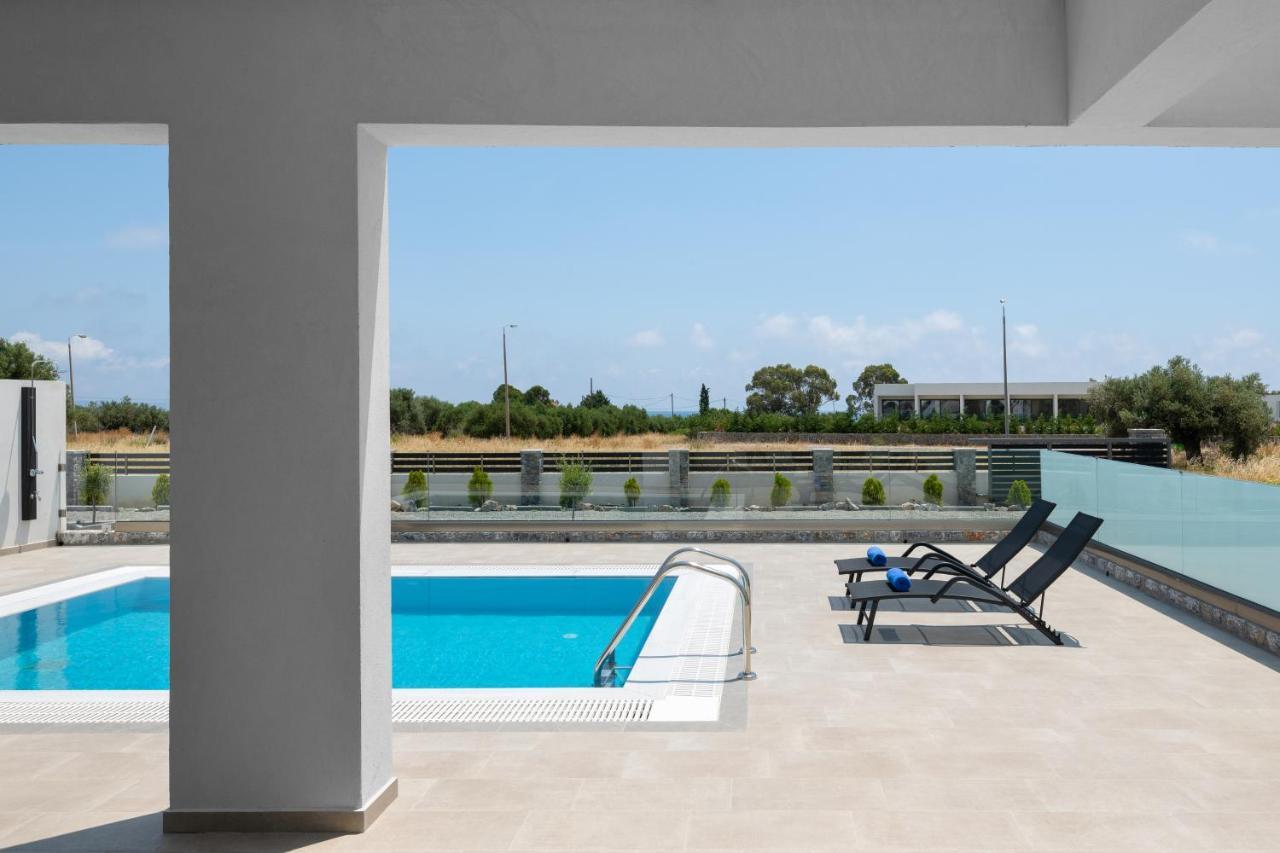Armonia Suites 根纳迪 外观 照片