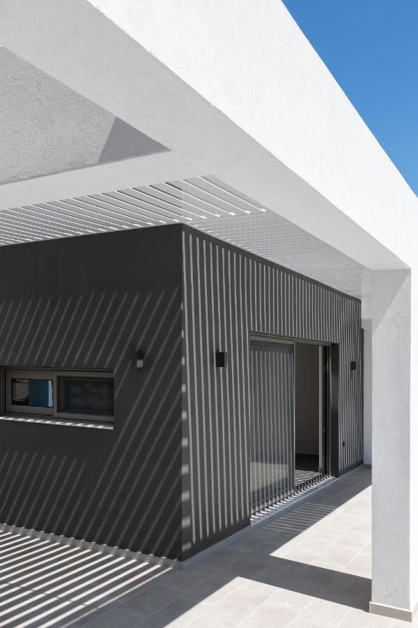 Armonia Suites 根纳迪 外观 照片