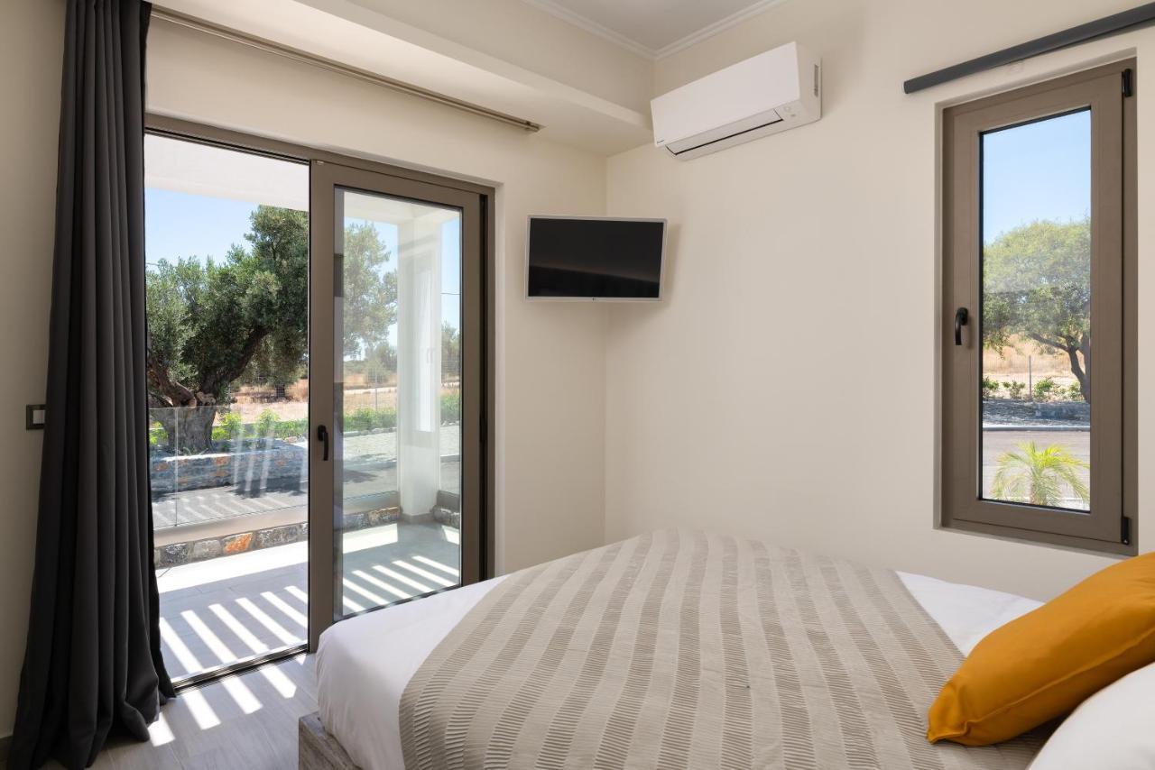 Armonia Suites 根纳迪 外观 照片