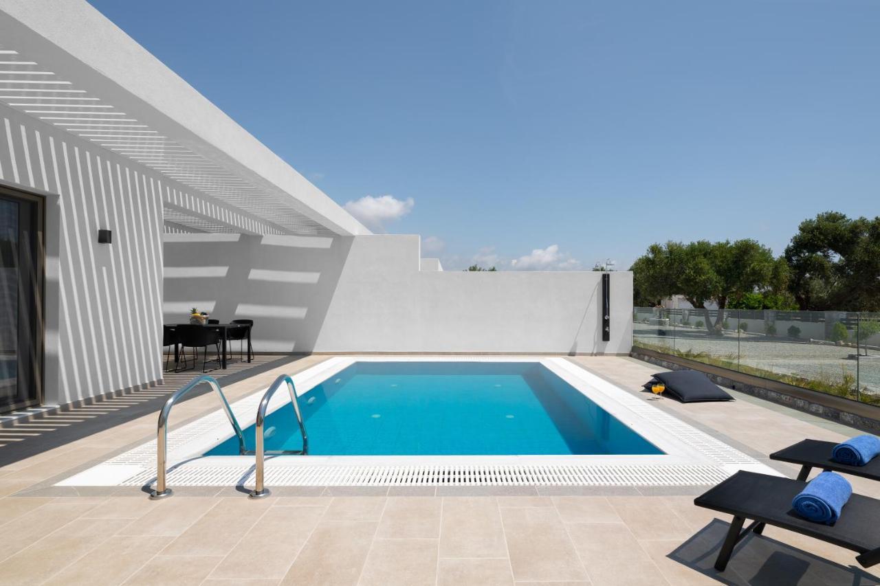 Armonia Suites 根纳迪 外观 照片
