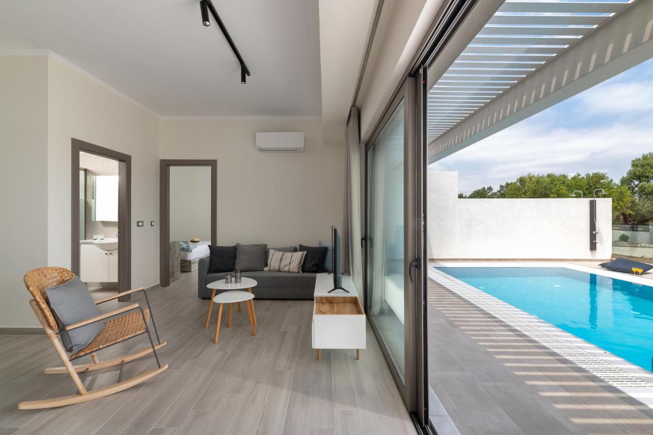 Armonia Suites 根纳迪 外观 照片