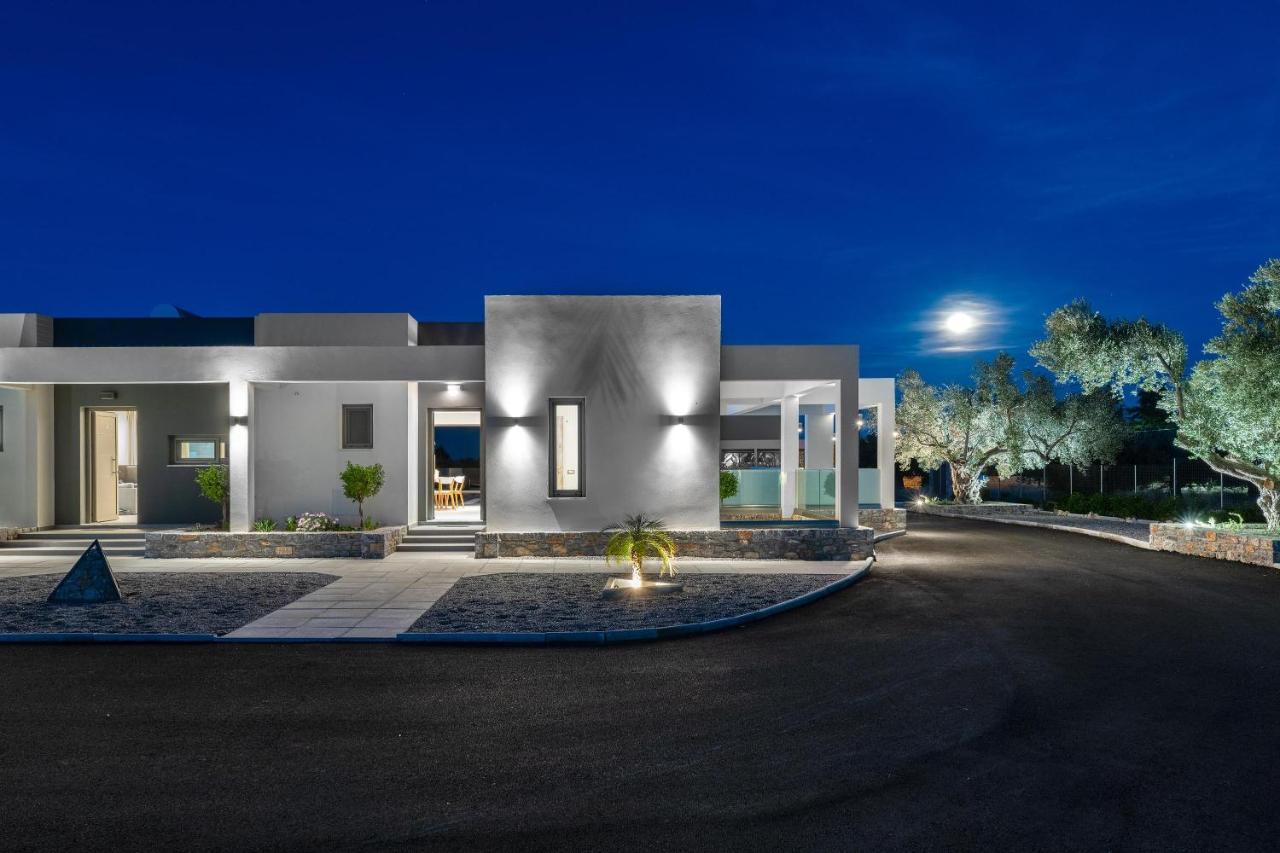 Armonia Suites 根纳迪 外观 照片