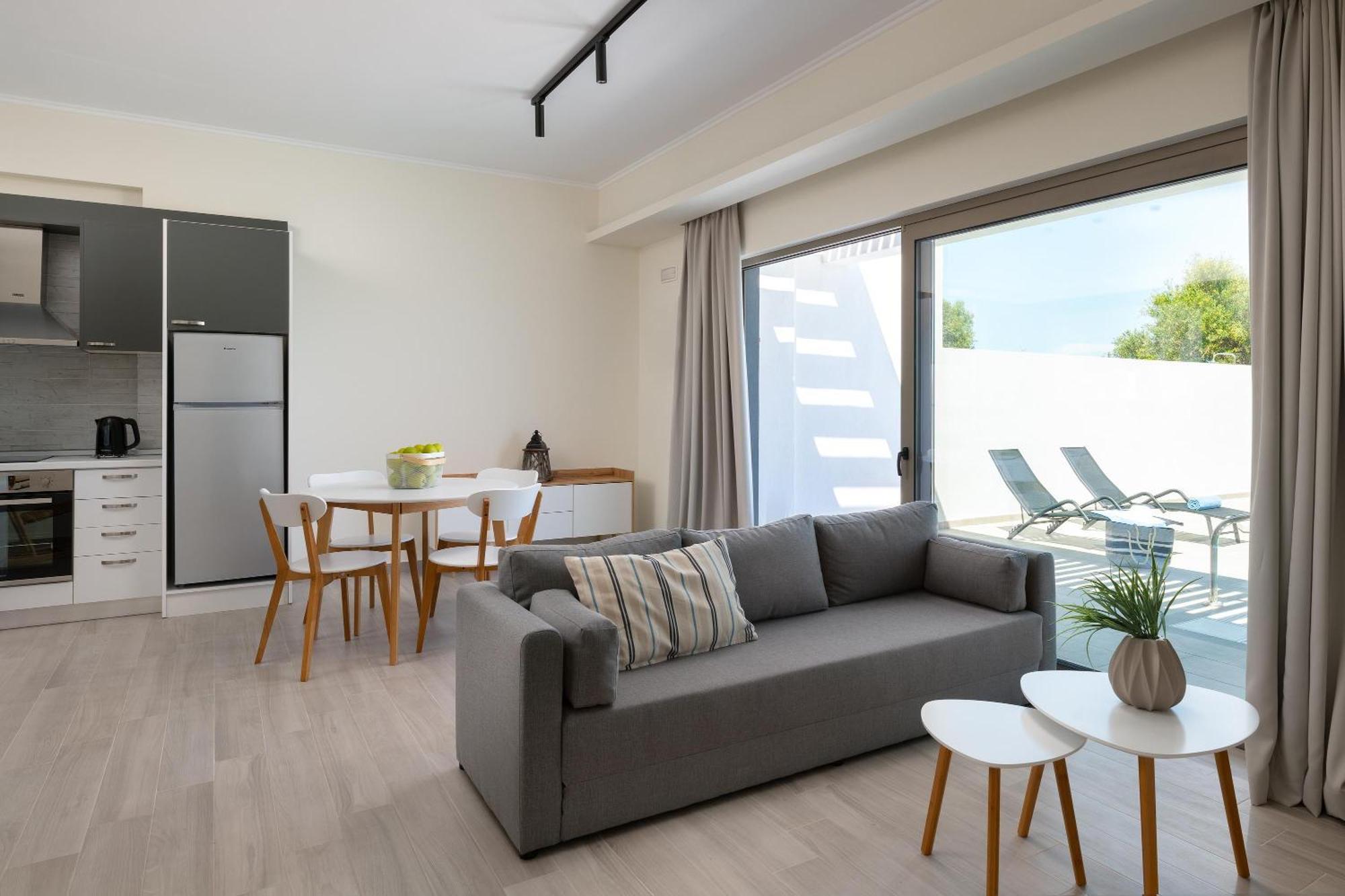 Armonia Suites 根纳迪 外观 照片