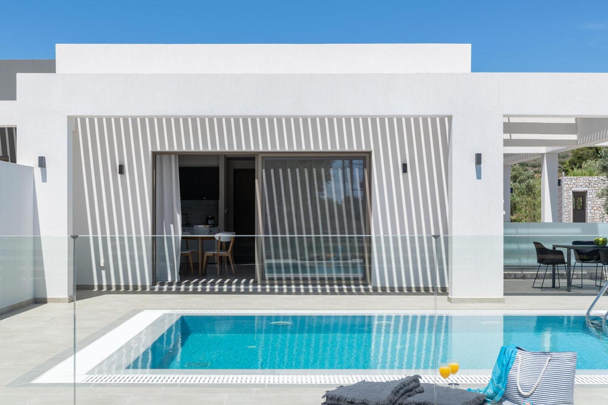 Armonia Suites 根纳迪 外观 照片