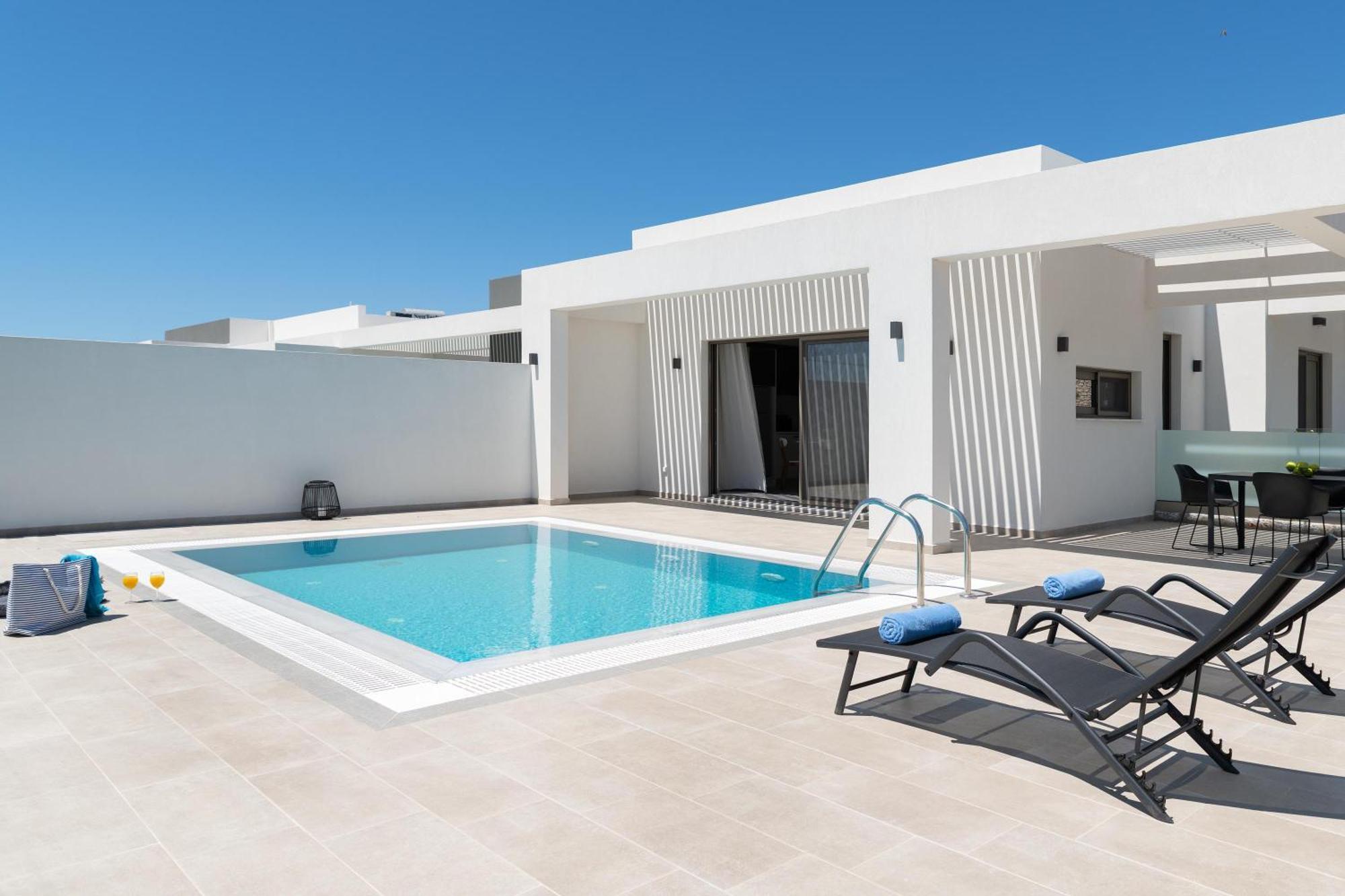 Armonia Suites 根纳迪 外观 照片