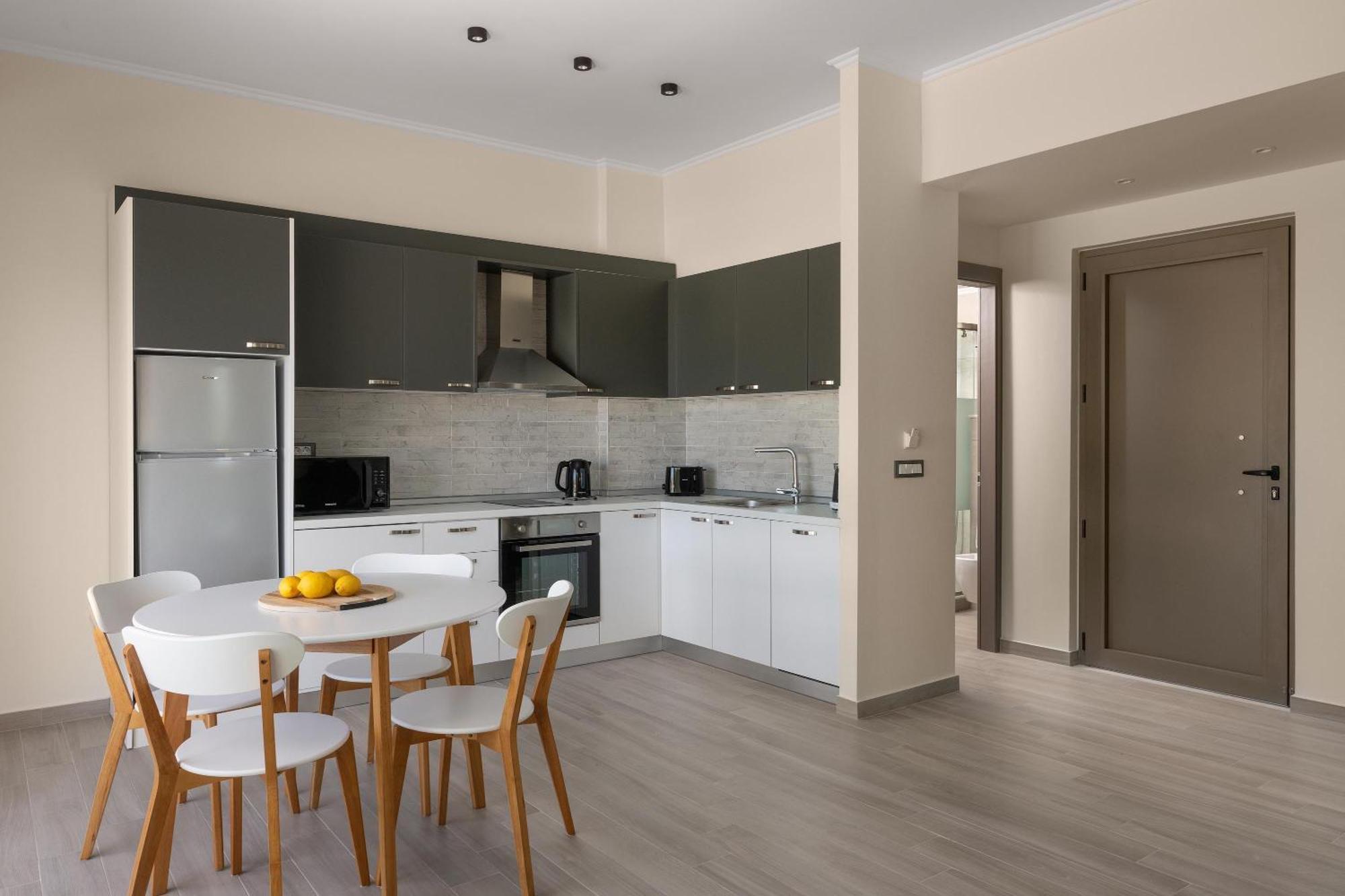 Armonia Suites 根纳迪 外观 照片